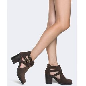 Soda Scribe Block Heel Brown Nubuck PU Sandal Heel 7.5